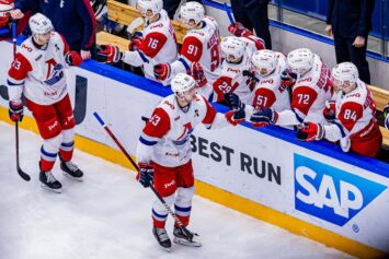 «Локомотив» стал первым участником четвертьфинала Кубка Гагарина