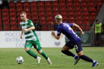 «Крылья Советов» дома уступили «Ахмату»