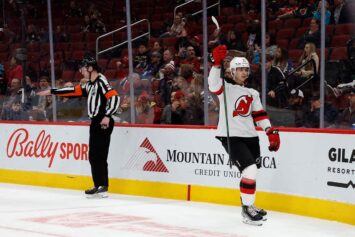 Шайба Шаранговича не спасла «Нью-Джерси» от поражения в игре с «Баффало»