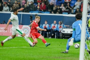 Бышовец осторожно оценил игру Пиняева в сборной