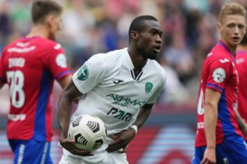 Конате не планирует получать паспорт РФ — Селюк