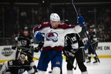 Гол Ничушкина помог «Колорадо» обыграть «Даллас» в матче НХЛ