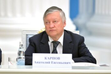 Карпов остался недоволен решениями FIDE после отказа Карлсена защищать шахматную корону
