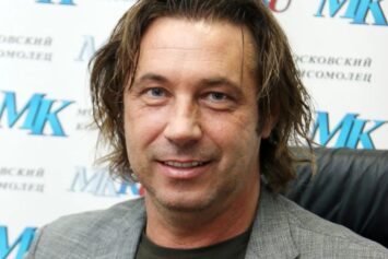 Мостовой поддержал решение Андреева уйти в отставку с должности гендиректора «Крыльев Советов»