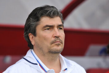 Тренер сборной России отреагировал на стычку Скопинцева с Шуниным