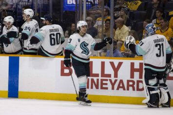 «Сиэтл» разгромил «Даллас» и повел в серии плей-офф