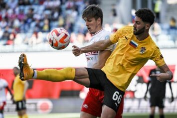 Денисов прокомментировал судейство в матче с «Химками»