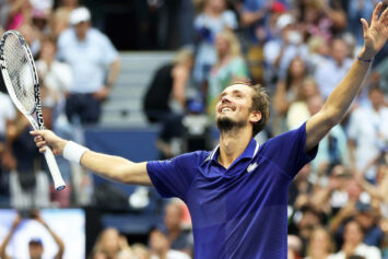 Медведев преодолел третий круг «Мастерса» в Риме