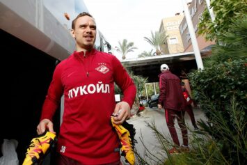 Ещенко объяснил поведение Соболева в дерби