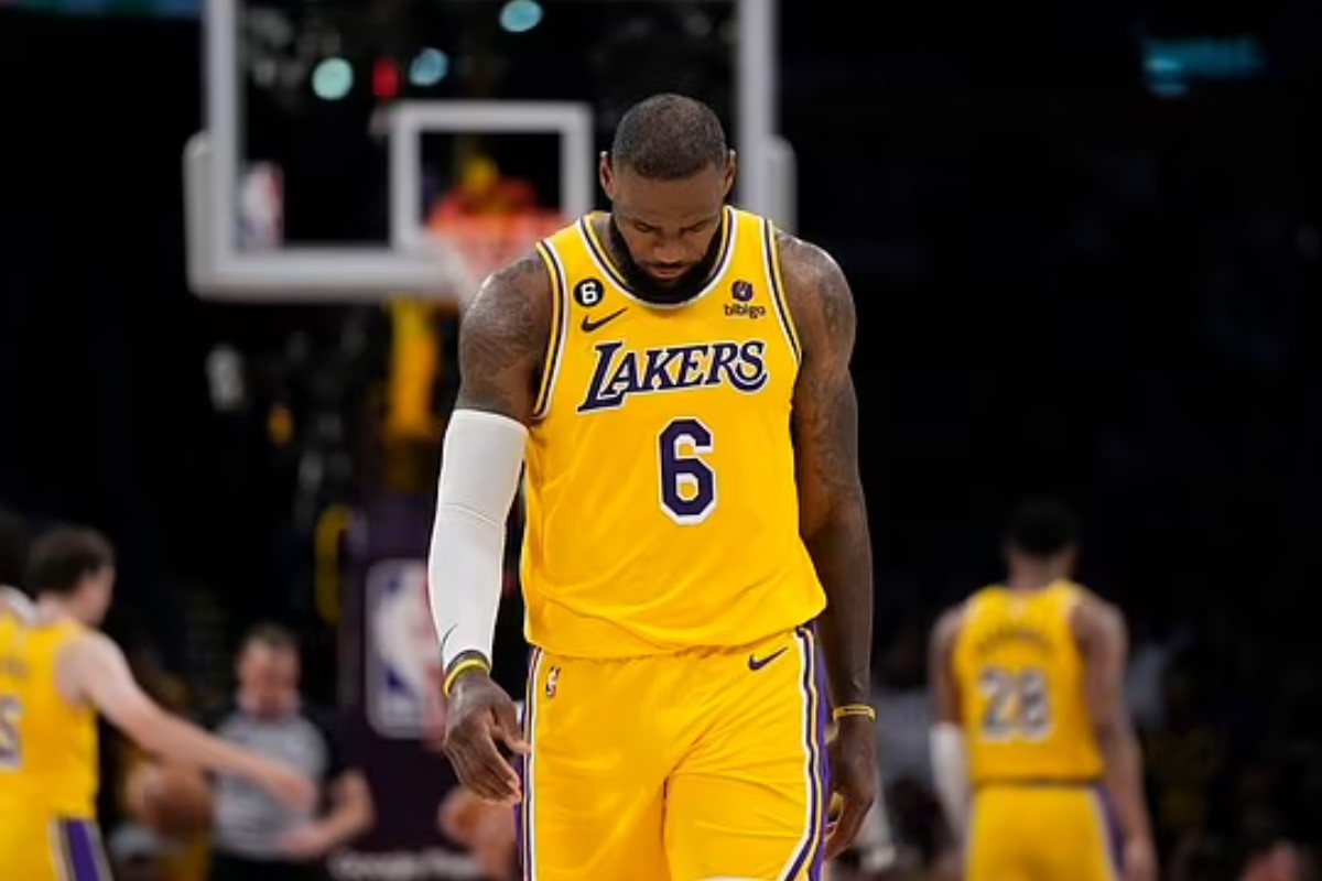 Леброн Джеймс