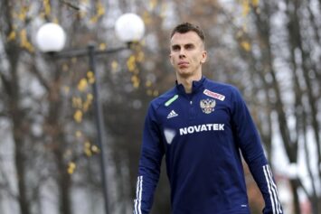 В «Сочи» опровергли интерес топ-клубов РПЛ к Макарчуку