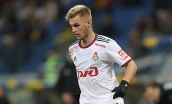 В «Локомотиве» опровергли интерес «Зенита» к Пиняеву