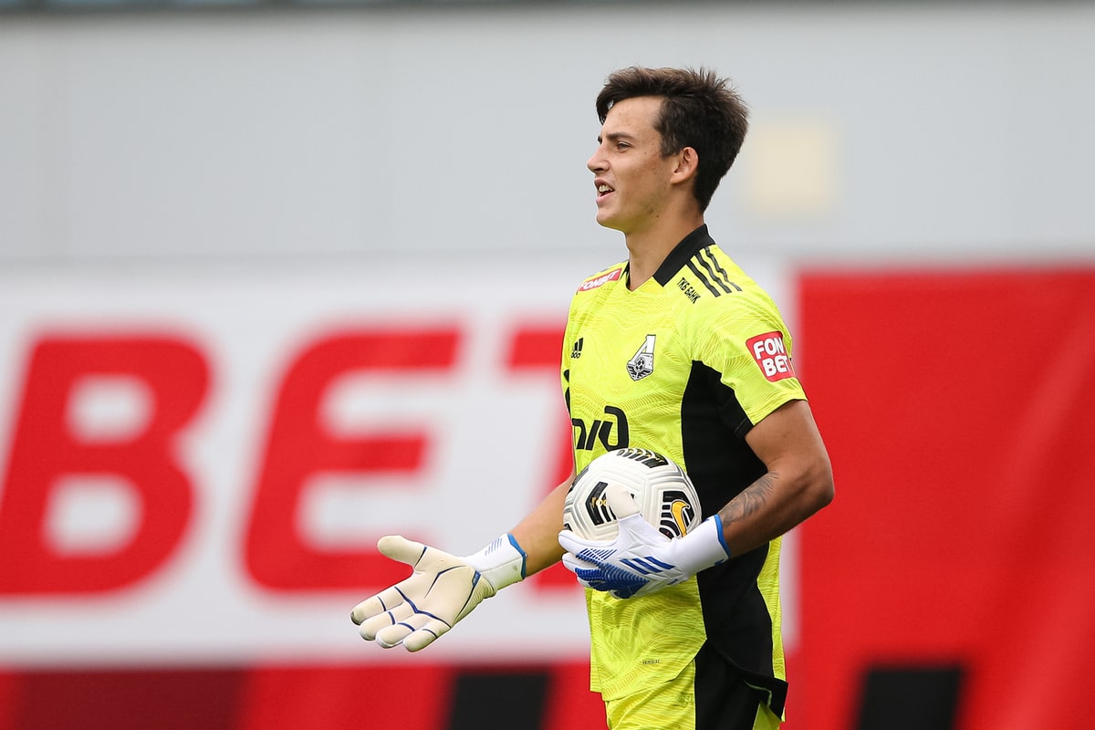 Даниил Худяков