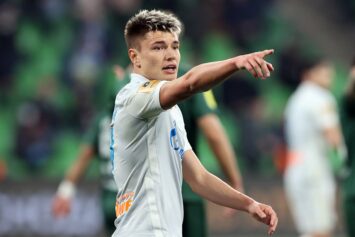 Мостовой оценил конкуренцию в «Зените»