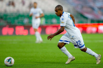 Официально: «Сочи» расстался с двумя игроками