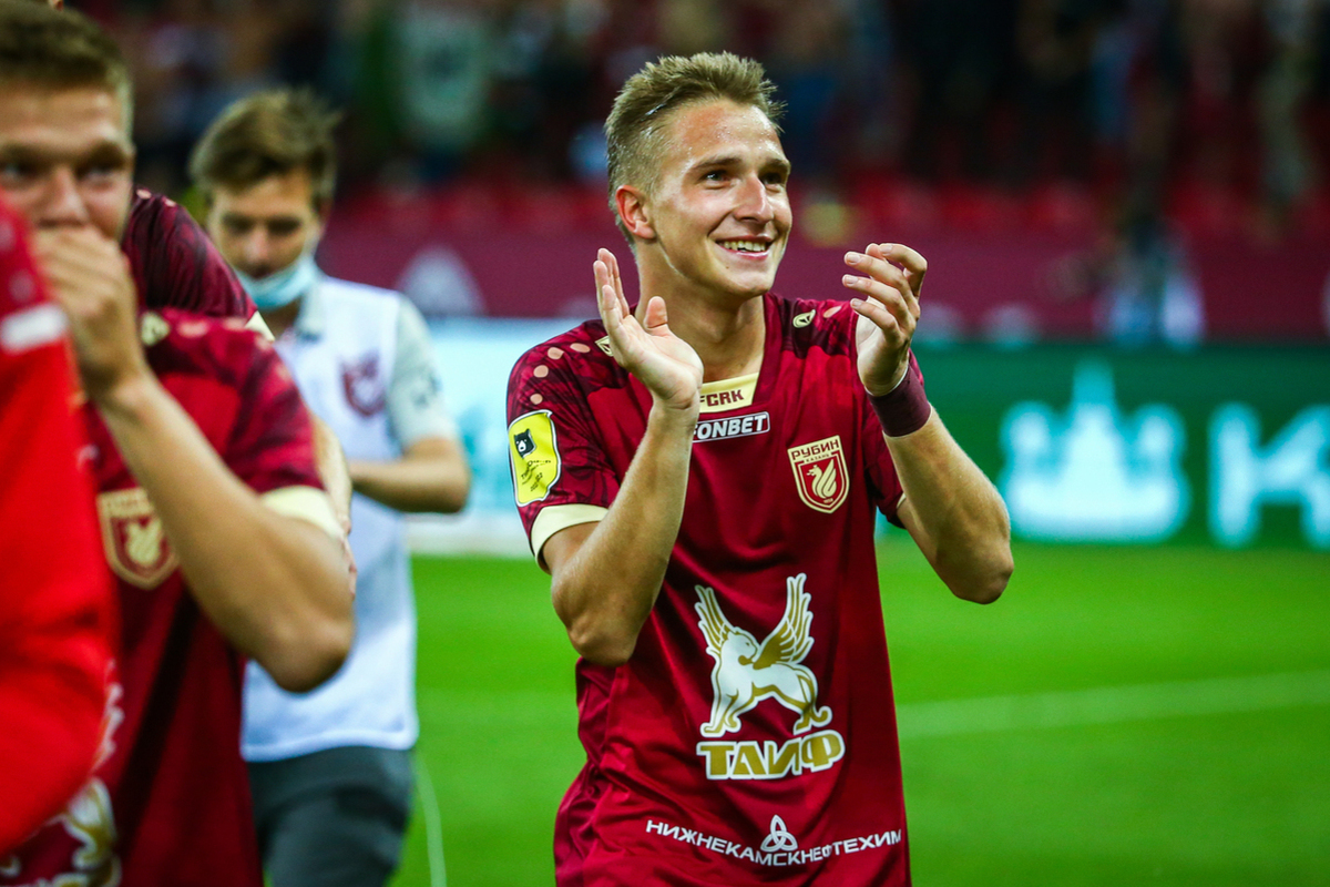 Илья Самошников