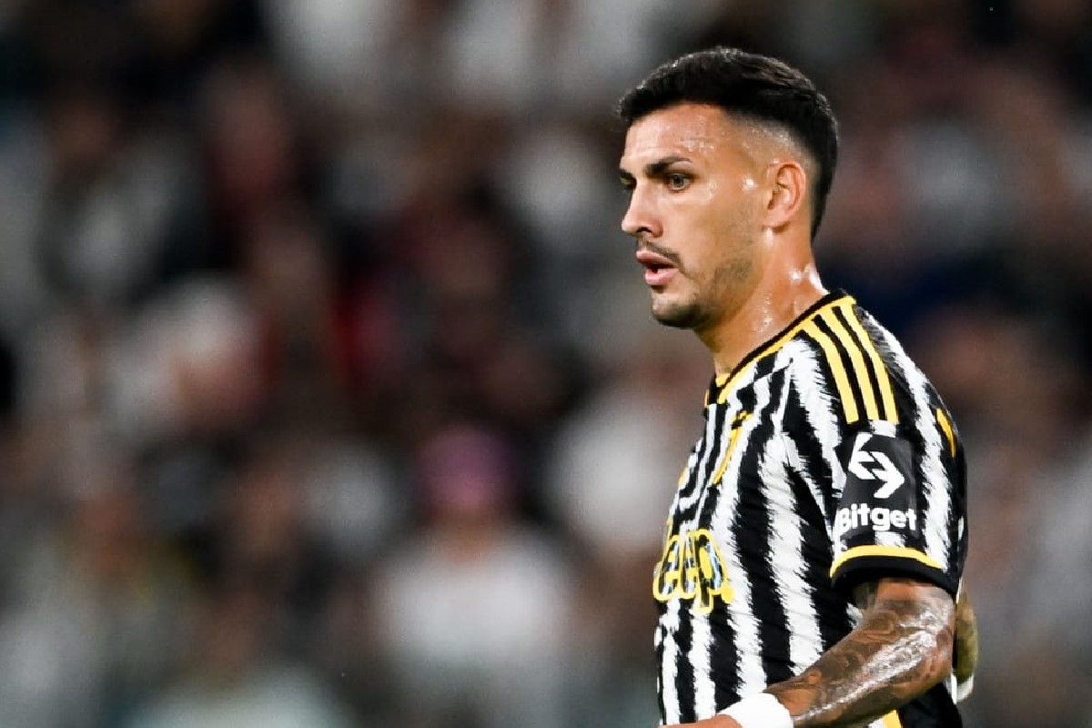 Леандро Паредес