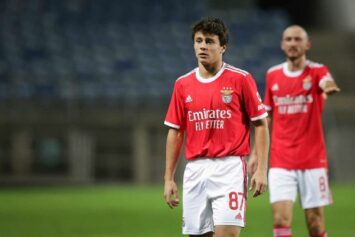 Инсайдер: «Манчестер Юнайтед» хочет подписать игрока «Бенфики»