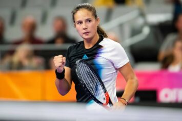 Касаткина переиграла Гарсию и прошла в полуфинал в Истбурне