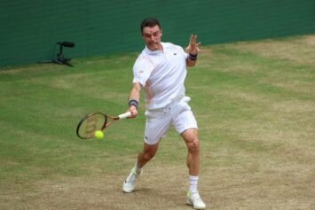 Сафиуллин впервые вышел в третий круг турнира Большого шлема