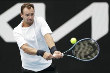 Сафиуллин обыграл Пелью и прошел в следующий этап «Уимблдона»