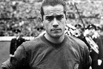 Ушел из жизни обладатель Золотого мяча