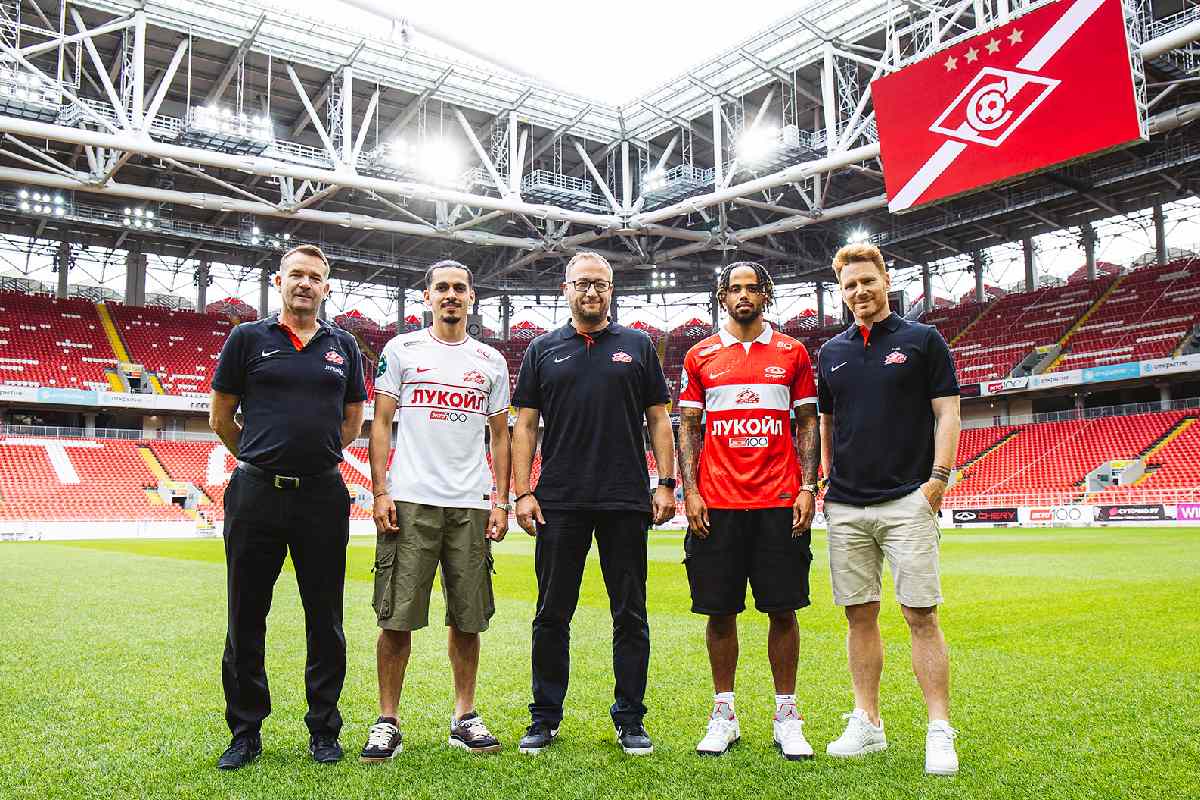 Тео Богонда, Хесус Медина, Гильермо Абаскаль