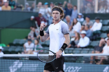 Рублев стал полуфиналистом турнира ATP-250 в Швейцарии