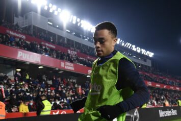 «Барселона» определилась с решением по Десту