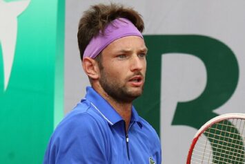 Гахов не смог отобраться на турнир в Австрии