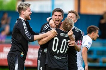 «Амкал» в результативном матче победил «Знамя» в Кубке России