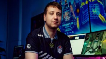 NEOFRAG исключили из Into The Breach