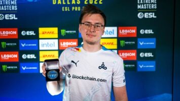 Ax1le поделился ожиданиями от матча с Team Vitality в рамках IEM Cologne 2023