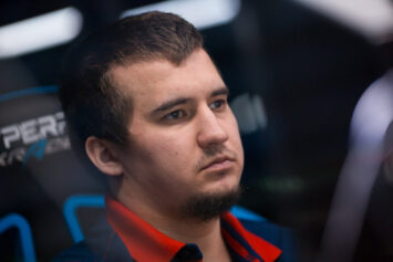 Level UP обыграли Virtus Pro в первом матче квалификации на BetBoom Dacha