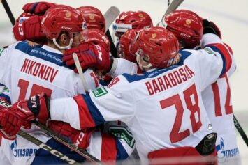 Тренер сборной России Воеводин поделился эмоциями после победы над «Авангардом»