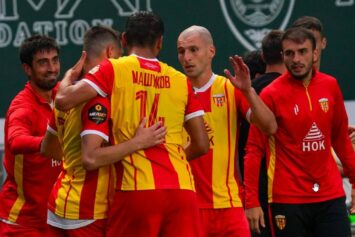 «Алания» вышла на второе место в Первой лиге