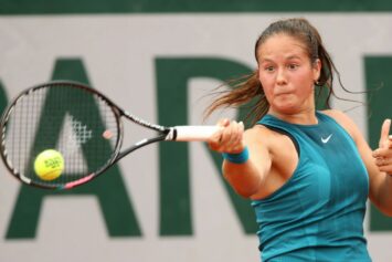 Касаткина вышла во второй круг турнира в Цинциннати