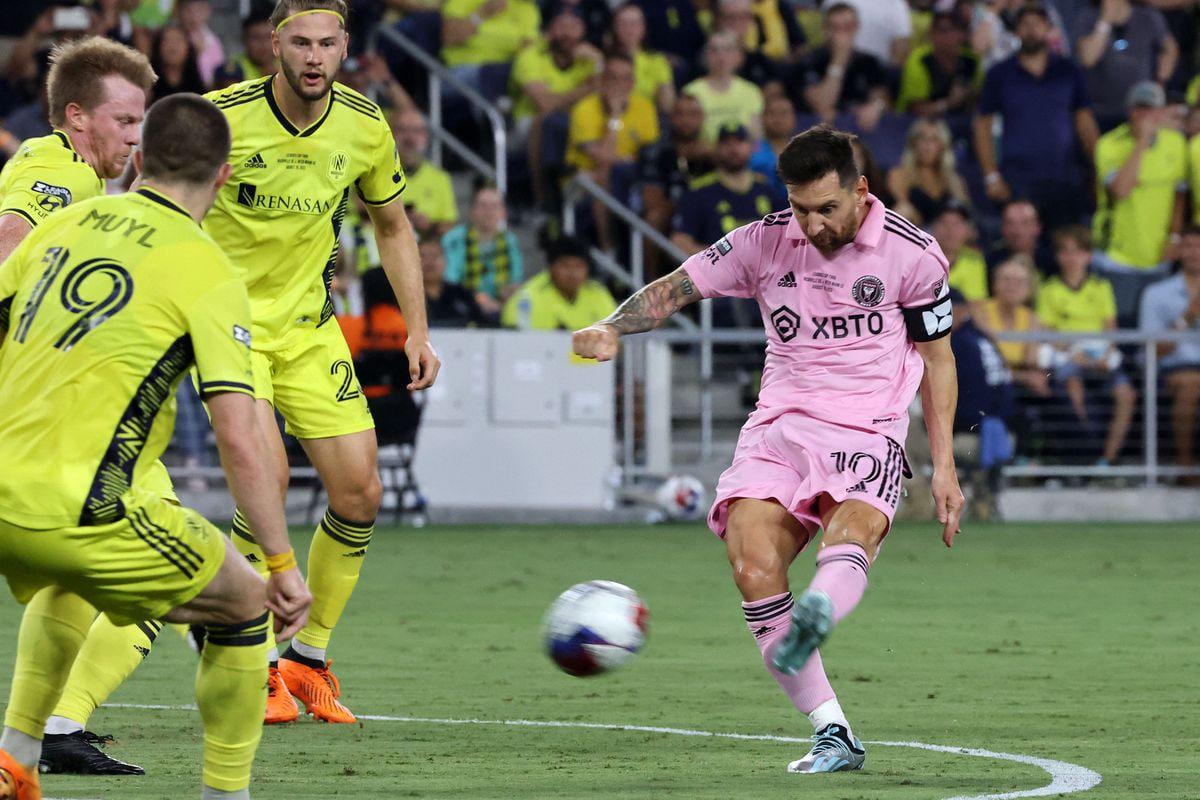 Лионель Месси