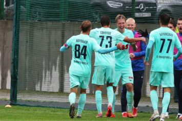 «Ленинградец» и «Акрон» не смогли определить победителя