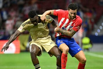 «Атлетико» выкупил нападающего Омородиона из «Гранады»