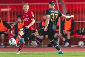 «Амкал» в меньшинстве вылетел из Кубка России