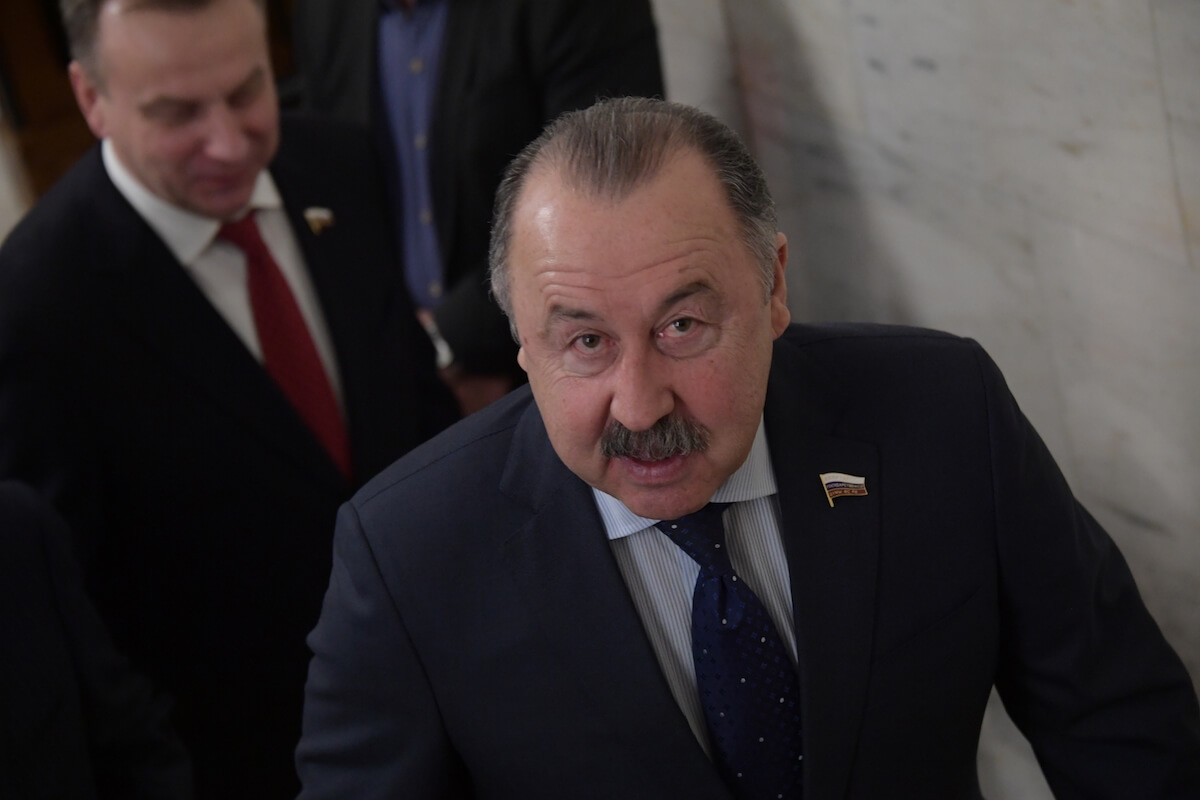 Валерий Газзаев