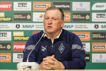 Наставник «Крыльев Советов» Осинькин поделился ожиданиями от игры с ЦСКА