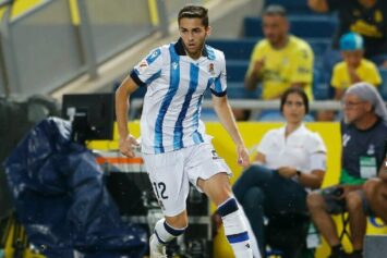 Комментатор Минин сделал прогноз на дебютный матч Захаряна в Лиге чемпионов