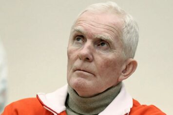 Чемпион ОИ-1972 Пашков назвал причины слабого старта ЦСКА в КХЛ