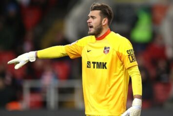 Вратарь Помазун прокомментировал победу «Урала» над «Локомотивом»