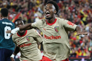 «Ланс» сенсационно обыграл «Арсенал», а ПСВ и «Севилья» выдали результативную ничью