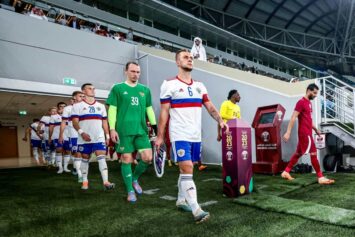 Чалов, Пиняев, Кузяев: сборная России представила стартовый состав на игру с Камеруном