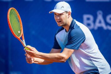 Котов вышел в финал турнира в Стокгольме