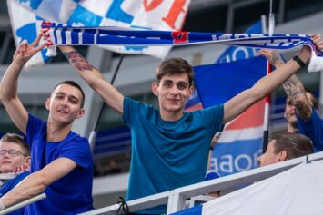 Ставка прошла в 17 из 19 последних игр «Лады». В матче с «Динамо» можно забрать с кэфом 1.69